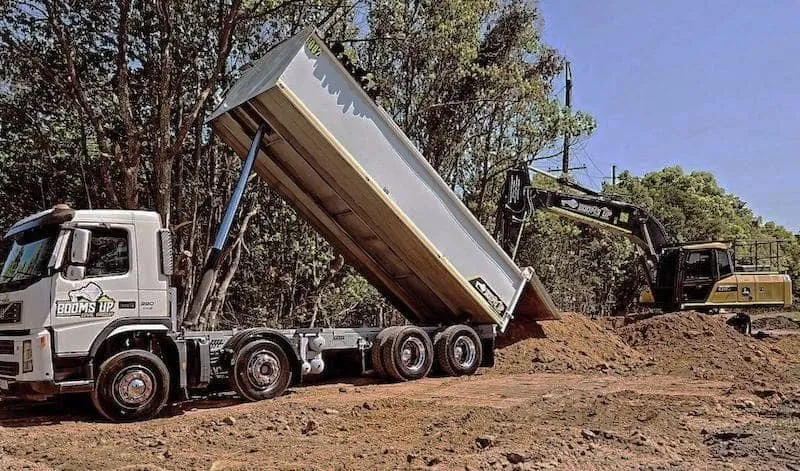 haulage truck emptying fill